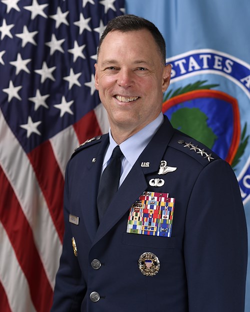Commander