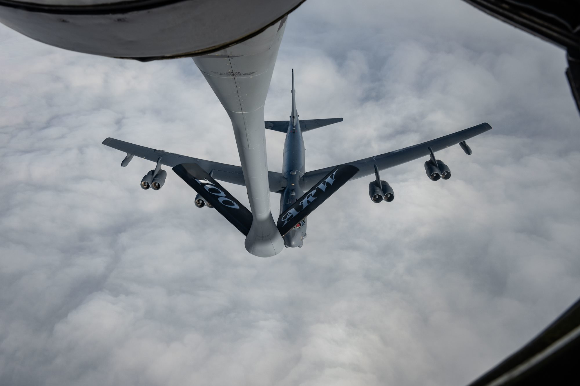 USAF B-52 Stratofortresses complete double-transatlantic mission 