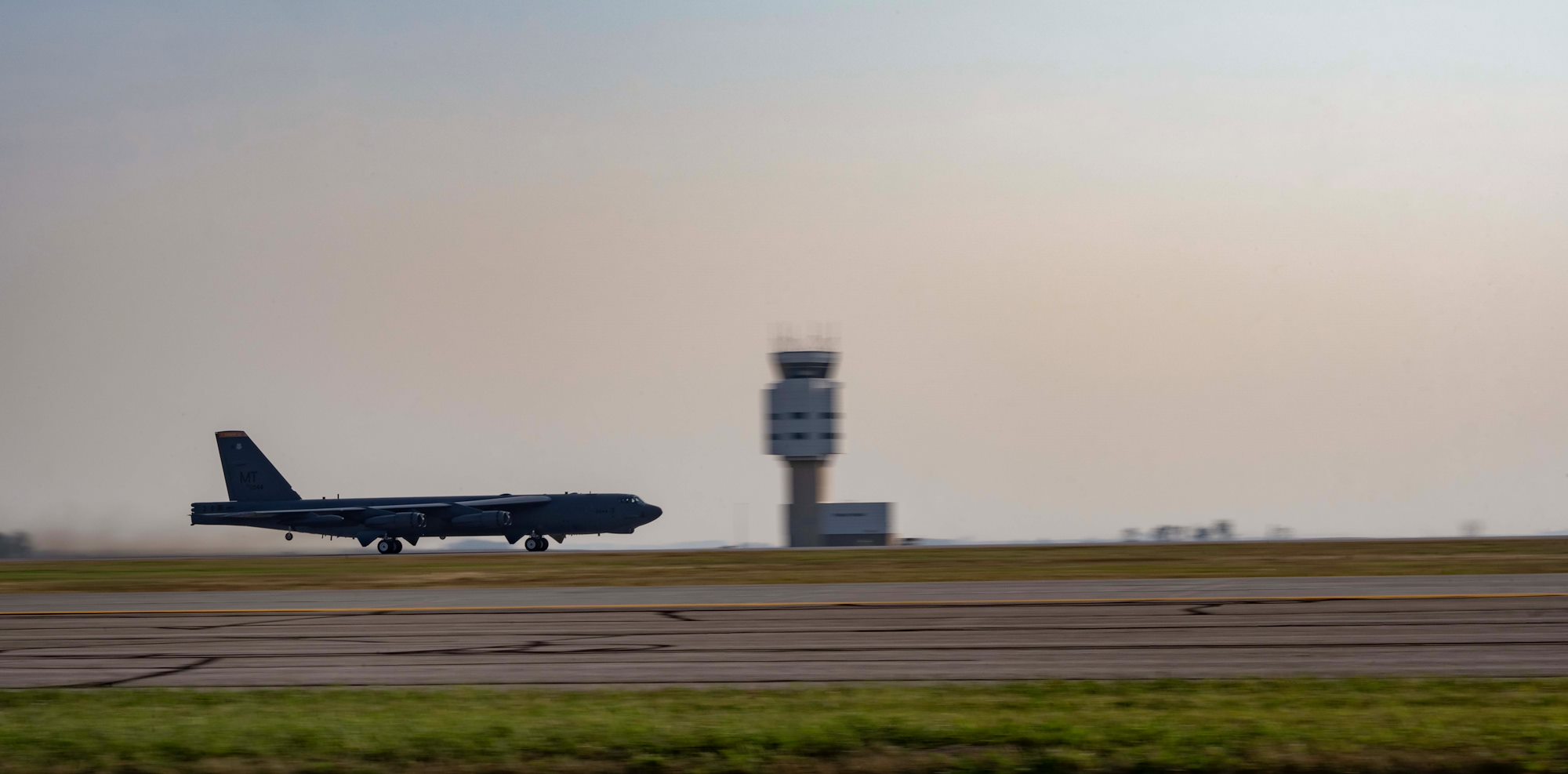 USAF B-52 Stratofortresses complete double-transatlantic mission 